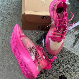 Nike The 10 : Nike Zoom Fly NIB